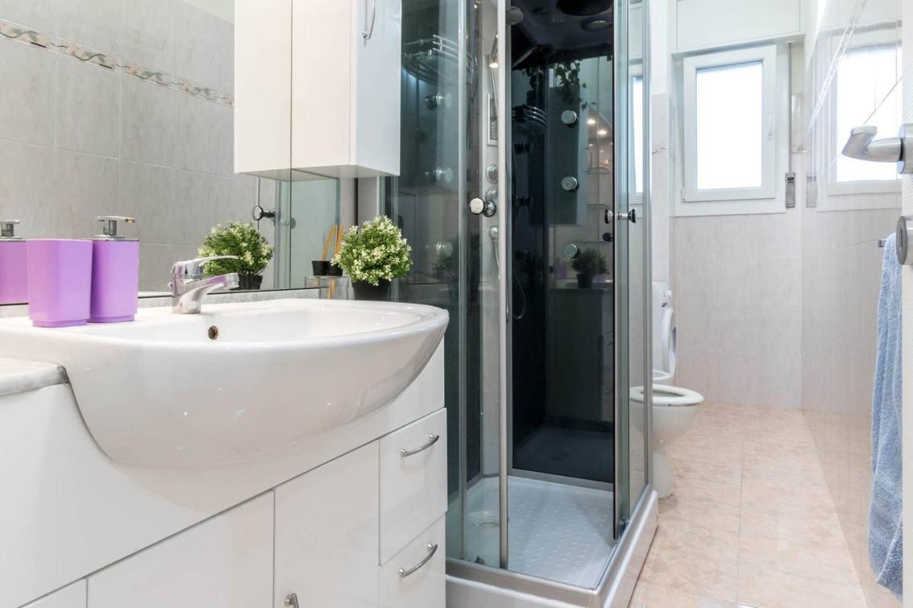 Altido Lovely Apt For 6 Located In Vibrant Gallaratese มิลาน ภายนอก รูปภาพ